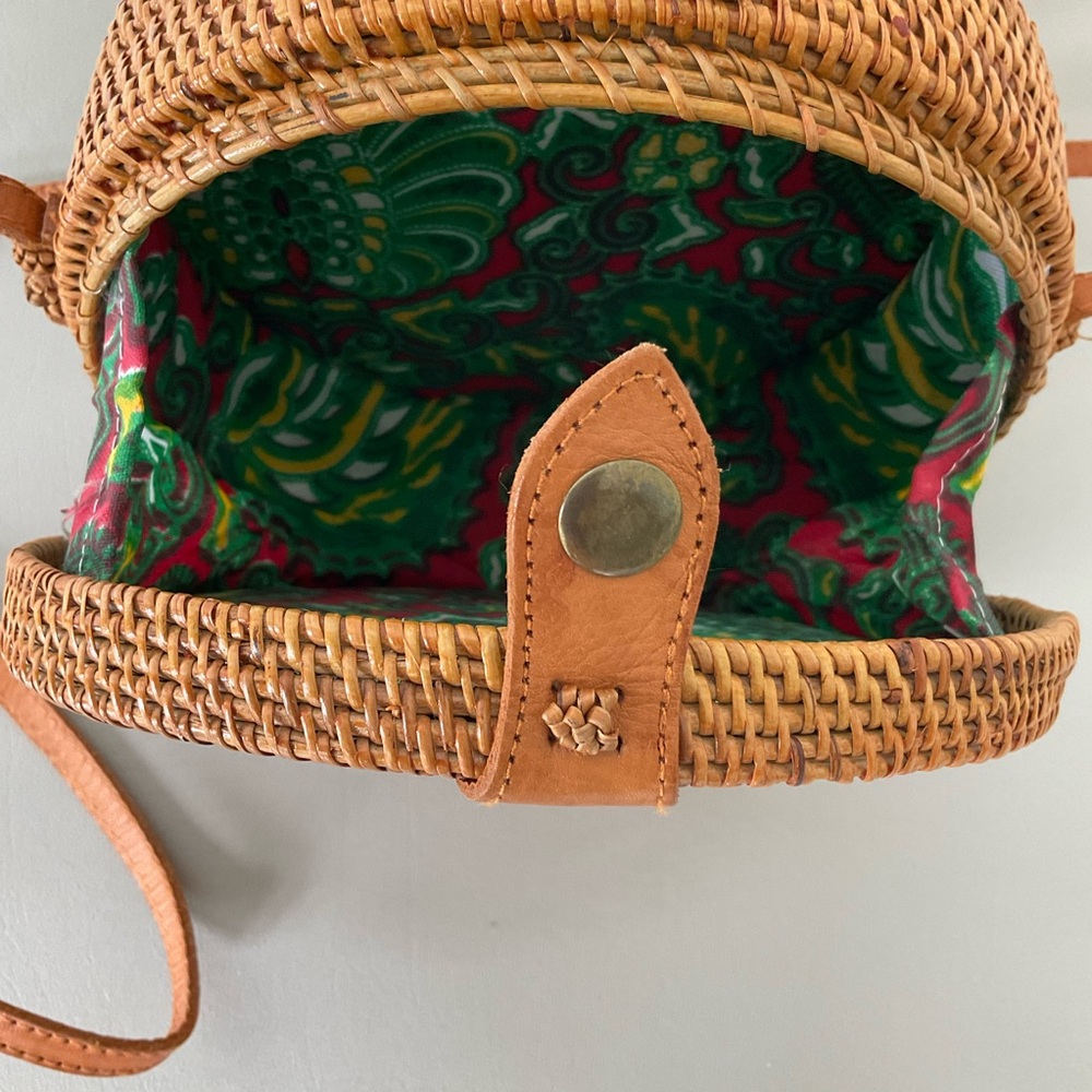 Amerii Round Ratten Crossbody Bag - Picture 4 of 8